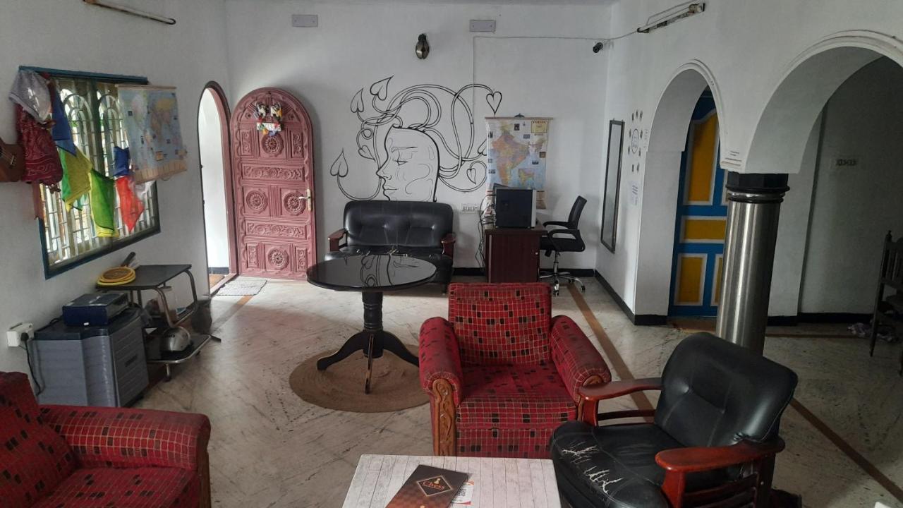 Hostel Gandhi Chennai Dış mekan fotoğraf